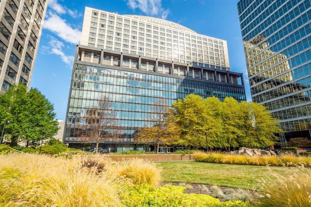 Cozysuites Dream 1Br, Ppg Paints Arena, Pitts Питтсбург Экстерьер фото